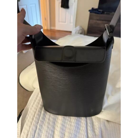 Louis Vuitton Verseau Noir Shoulder Bag Black Leather SP0022 - Picture 2 of 10